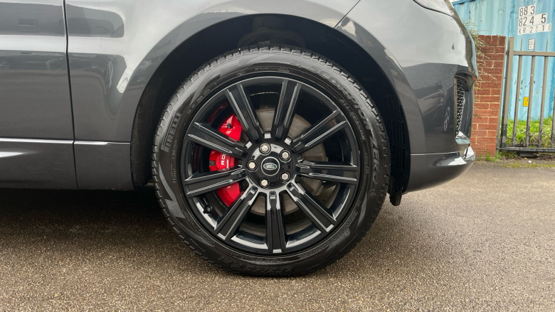 Land Rover Range Rover Sport 2.0 P400e HSE Dynamic Black 5dr Auto Estate